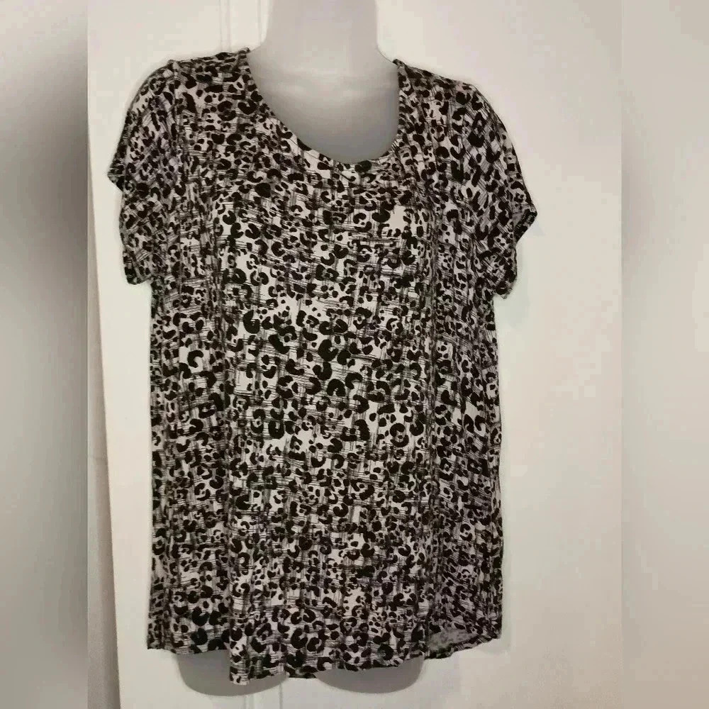 2 FOR‎ 25$ COVINGTON Mobwife Cheetah Leopard t-shirt- (#843)